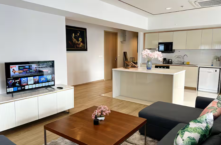 Sathorn 111 — Unit 502 (3 Bed, Fl.5)