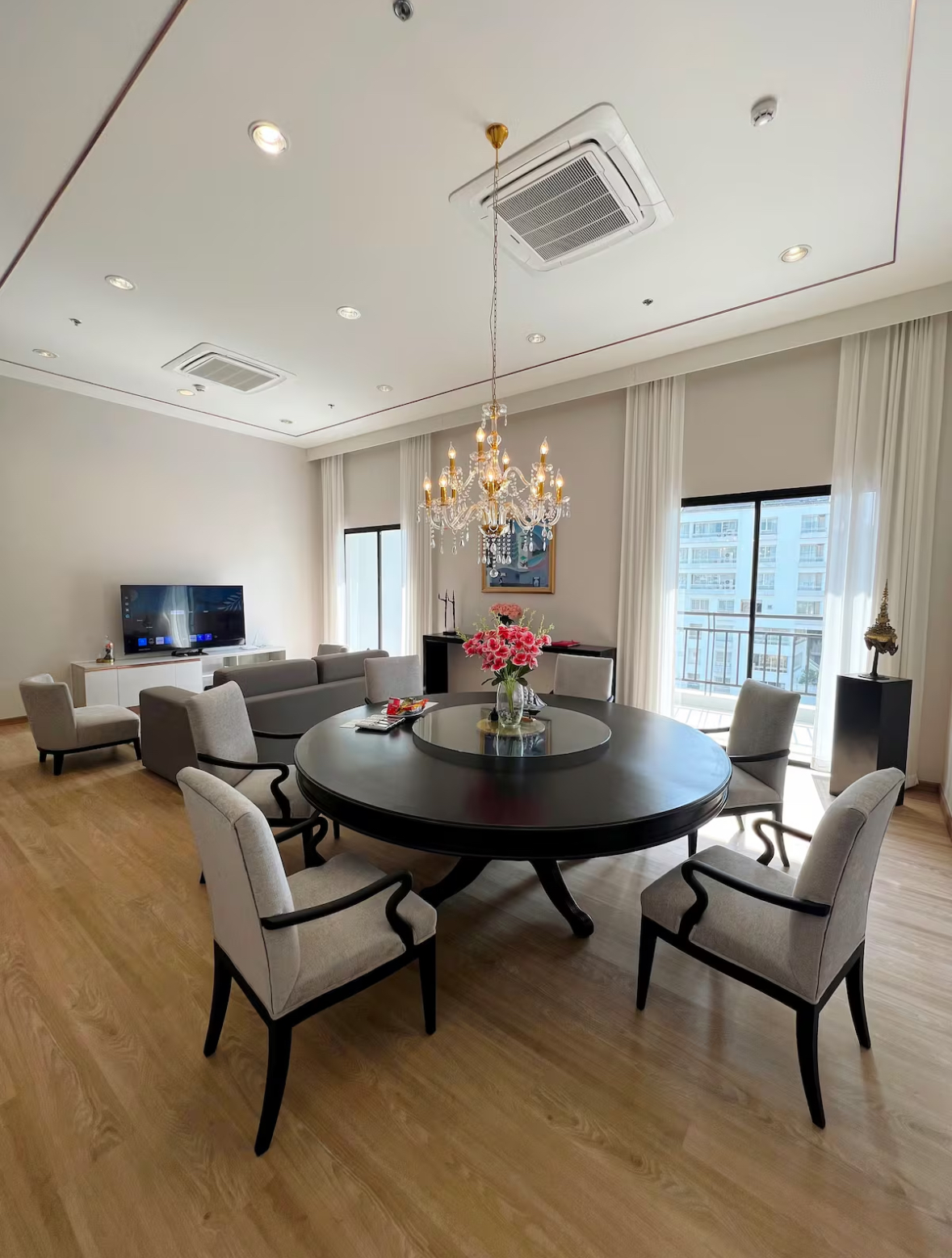 Sathorn 111 — Unit 602 (3 Bed, Fl.6)