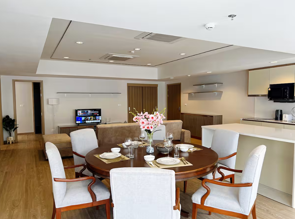 Sathorn 111 — Unit 603 (3 Bed, Fl.6)